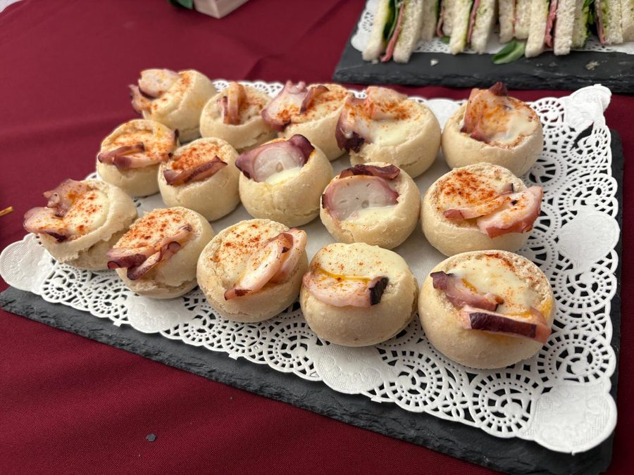 Cestita de pulpo con parmentier de patata — Éboli
