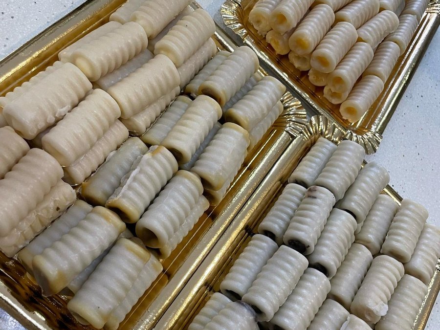 Huesos de Santo — Éboli